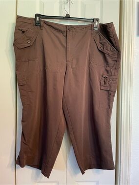 Caribbean Joe Brown Women's Cargo Capris with Multiple Pockets